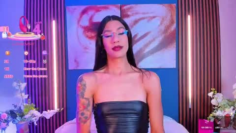 Snapshot of sofiia_grey_ chatting on September 29, 1:49 pm Sofi online show from September 29, 1:49 pm