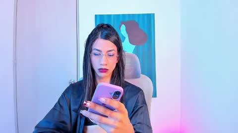 Sofi online show from April 18, 7:29 pm