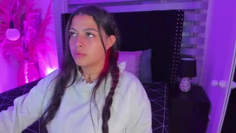 Sofia online show from March 3, 4:03 am