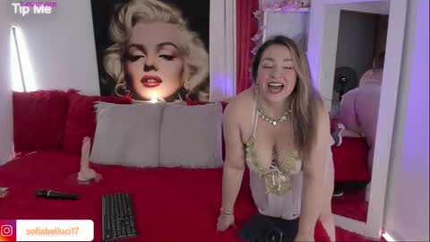 Snapshot of sofiibell_ chatting on September 23, 12:57 am Sofiibell online show from September 23, 12:57 am