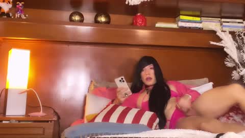 Snapshot of sofiiboniita_ chatting on December 15, 7:57 am Sofa bonita online show from December 15, 7:57 am