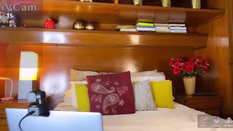 Snapshot of sofiiboniita_ chatting on January 2, 2:11 am Sofa bonita online show from January 2, 2:11 am