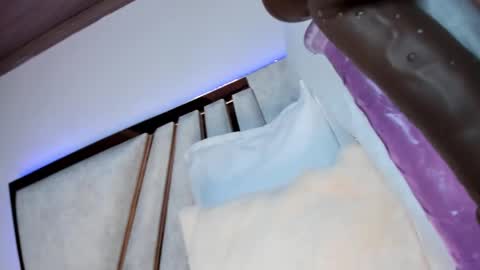 sofijohnsonx online show from December 27, 7:46 pm