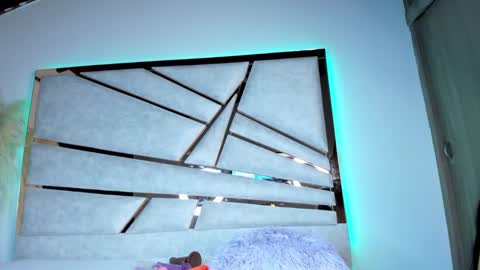 sofijohnsonx online show from February 9, 6:47 pm