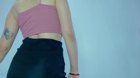 Snapshot of sofitheen__ chatting on December 2, 12:10 pm SOFITEEN online show from December 2, 12:10 pm