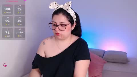 Lau  online show from April 19, 8:33 pm