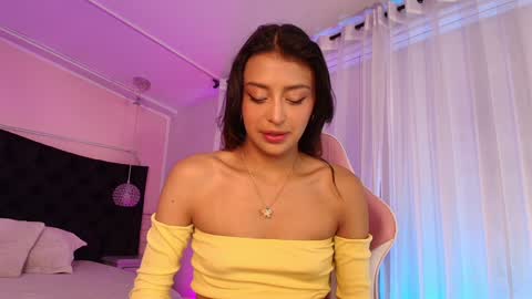 Snapshot of sofly_s chatting on January 31, 11:56 am Sofi online show from January 31, 11:56 am