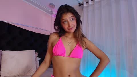 Snapshot of sofly_s chatting on February 3, 5:24 pm Sofi online show from February 3, 5:24 pm