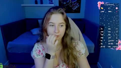 Snapshot of soft_as_a_flower chatting on October 10, 1:15 am Anna GMT2 Wed Thu Fri Sat Sun  online show from October 10, 1:15 am