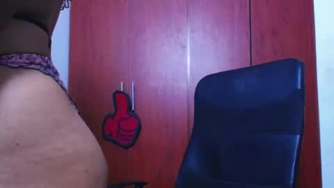 Snapshot of soft_fetish chatting on November 28, 10:23 pm Camila M online show from November 28, 10:23 pm