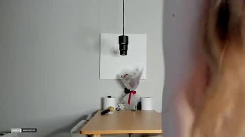 kitty katy online show from April 15, 8:31 pm