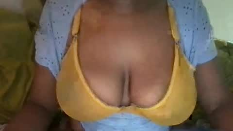 Jade online show from April 21, 7:39 pm