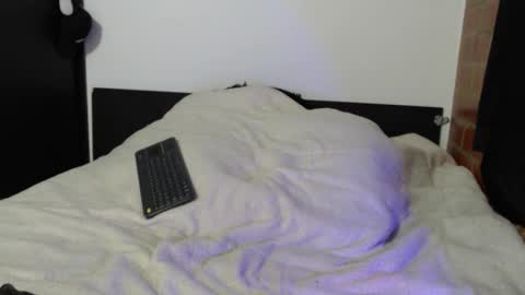 Snapshot of sofy_dep chatting on November 13, 12:09 am Sofy online show from November 13, 12:09 am