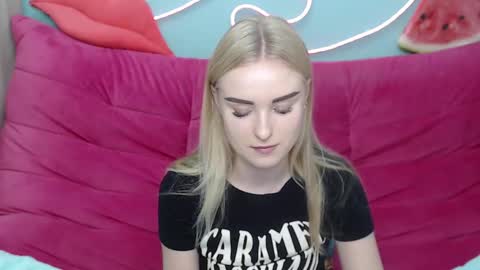 sofysoft online show from November 9, 6:01 am