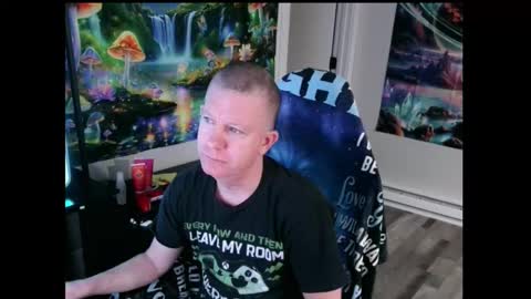 Snapshot of solarlunar1 chatting on October 16, 8:32 pm just ask online show from October 16, 8:32 pm