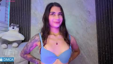 Snapshot of solbeaumont chatting on October 21, 7:36 pm Sol online show from October 21, 7:36 pm