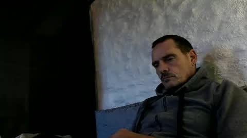 Snapshot of soldierboyparis chatting on December 10, 8:40 am Alex Dixon online show from December 10, 8:40 am