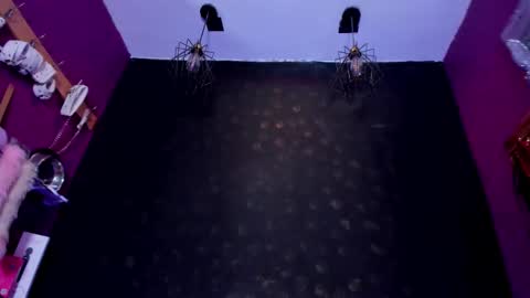 Snapshot of sommer_alexa chatting on November 8, 7:34 pm Alexa online show from November 8, 7:34 pm