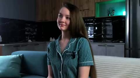 Snapshot of sommerbadders chatting on February 26, 1:48 am Marie online show from February 26, 1:48 am