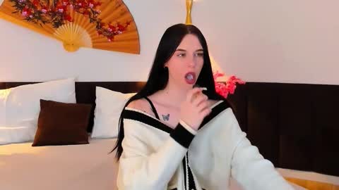 Catherine online show from February 23, 5:32 pm