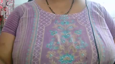 soni88888 online show from December 4, 11:19 am