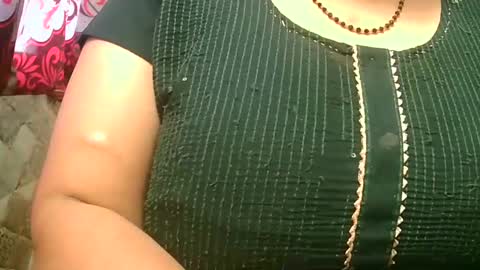 soni88888 online show from December 6, 6:04 am