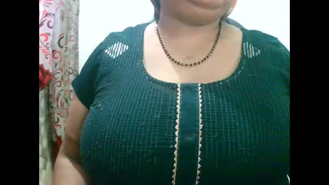 soni88888 online show from December 6, 11:22 am