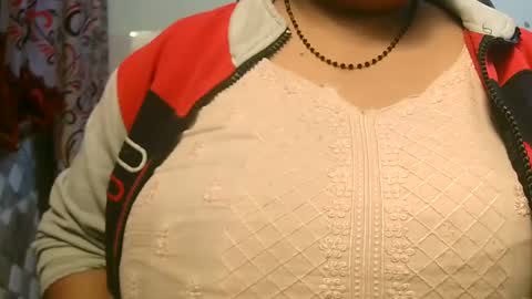 soni88888 online show from December 8, 2:52 pm