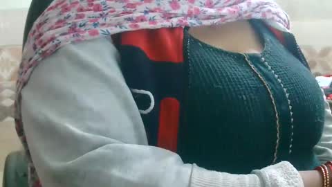 soni88888 online show from December 29, 1:17 pm