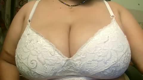 soni88888 online show from February 26, 11:15 pm