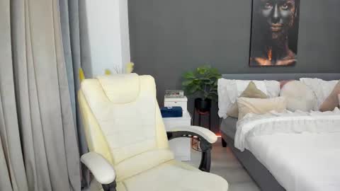 Sonia  Rey online show from January 17, 8:45 pm