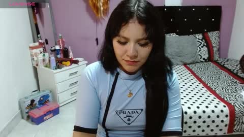 Snapshot of soniafuckboobs chatting on January 18, 6:24 am soniafuckboobs online show from January 18, 6:24 am