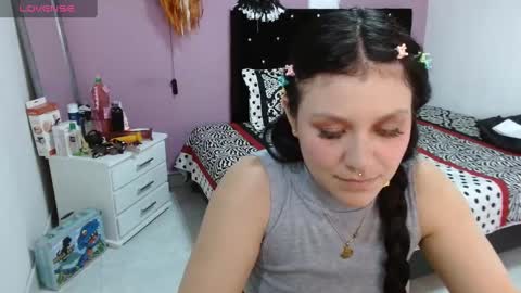 Snapshot of sonialatin69 chatting on January 16, 3:35 pm sonialatin69 online show from January 16, 3:35 pm