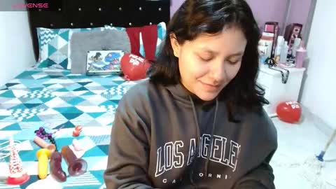 Snapshot of sonialatin69 chatting on February 22, 9:34 am sonialatin69 online show from February 22, 9:34 am