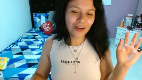 Snapshot of sonialatin69 chatting on March 12, 10:07 pm sonialatin69 online show from March 12, 10:07 pm