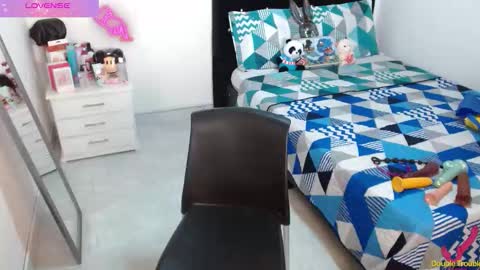 Snapshot of sonialatin69 chatting on September 11, 12:38 pm sonialatin69 online show from September 11, 12:38 pm