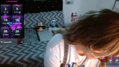 Snapshot of sonialatin69 chatting on November 14, 12:26 pm sonialatin69 online show from November 14, 12:26 pm