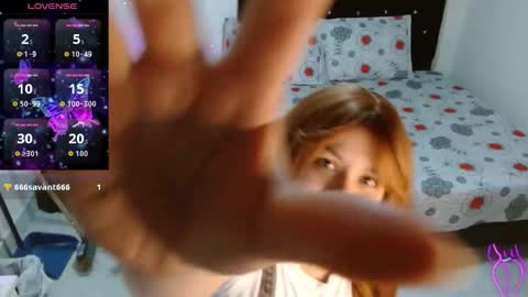 Snapshot of sonialatin69 chatting on November 28, 12:30 pm sonialatin69 online show from November 28, 12:30 pm