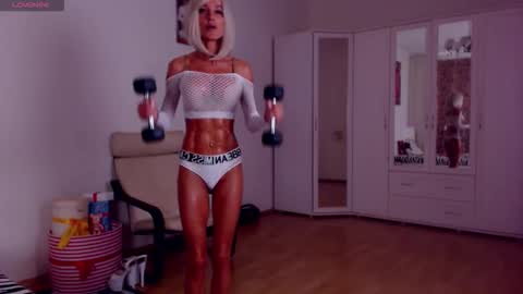 Sonja Ray online show from September 15, 9:20 am