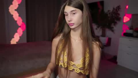 Snapshot of sony_play chatting on February 25, 7:58 pm Sony online show from February 25, 7:58 pm