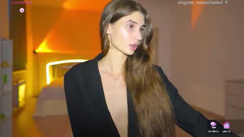 Snapshot of sony_play chatting on September 12, 4:51 pm Sony online show from September 12, 4:51 pm