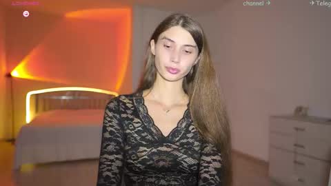 Snapshot of sony_play chatting on September 14, 5:01 pm Sony online show from September 14, 5:01 pm