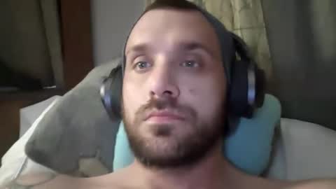 Snapshot of sooexxxhilarating chatting on February 4, 3:33 am sooexxxhilarating online show from February 4, 3:33 am