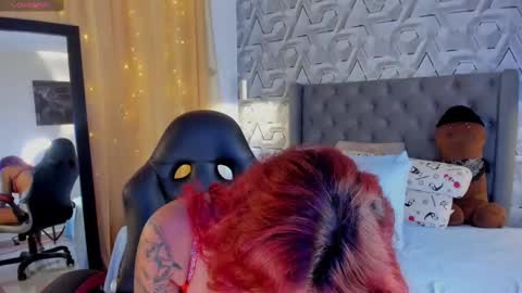 Snapshot of sophi_01 chatting on September 24, 9:51 pm sophie online show from September 24, 9:51 pm