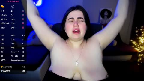 sophia__olsen online show from December 29, 12:45 pm