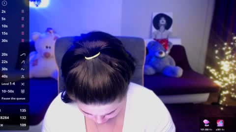 sophia__olsen online show from January 12, 12:33 pm