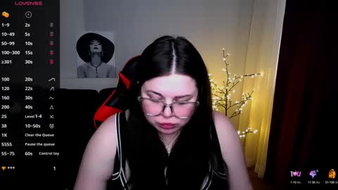 sophia__olsen online show from February 14, 9:34 am