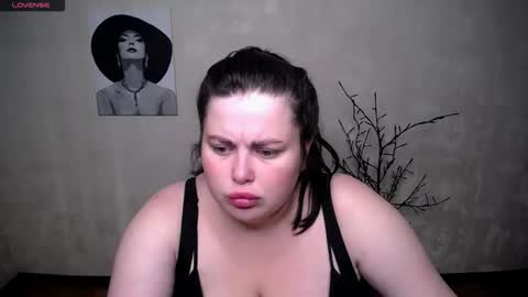 sophia__olsen online show from September 12, 5:18 am