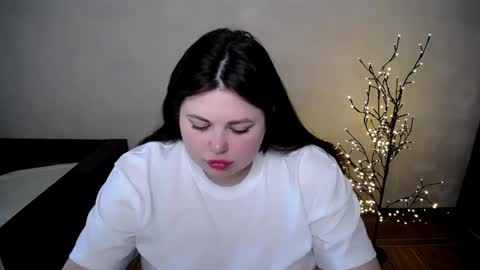 sophia__olsen online show from May 8, 5:46 am
