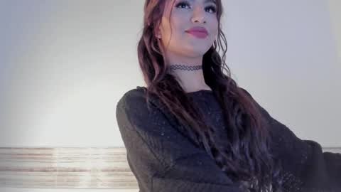 Snapshot of sophia_cambpell chatting on November 18, 5:23 am Sophia online show from November 18, 5:23 am